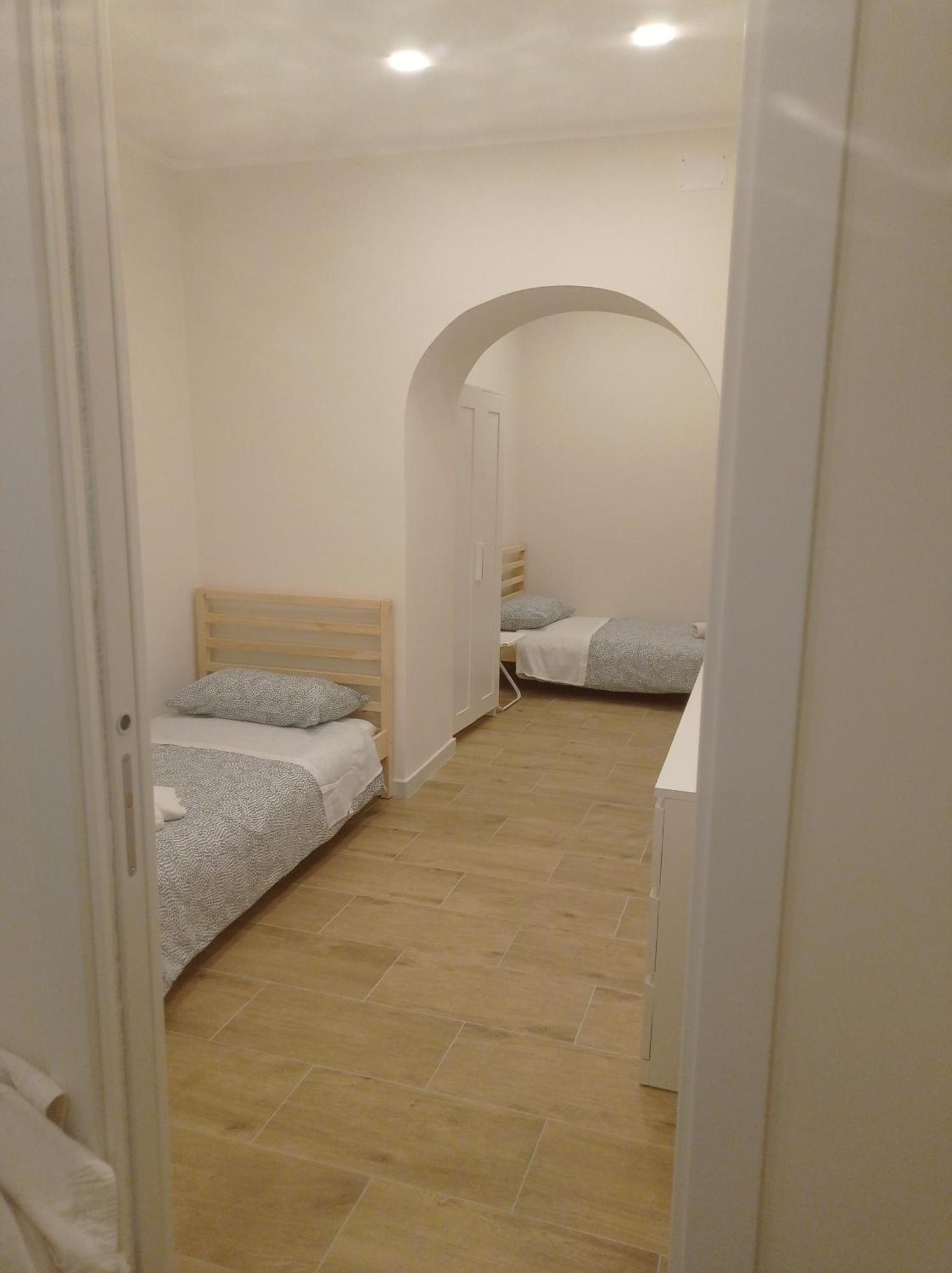 Duomo Apartament'S Napels Buitenkant foto